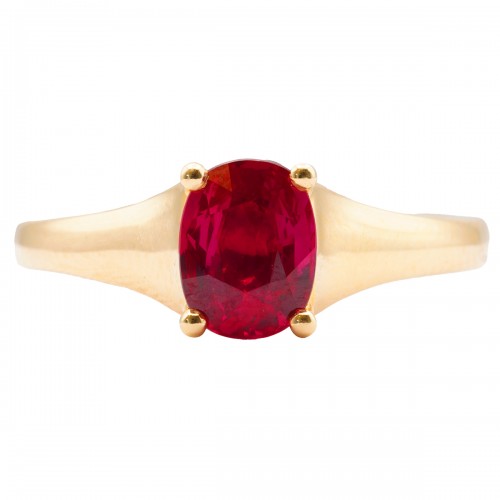 Korman Signature 18kt Yellow Gold Oval Heated Ruby Ring