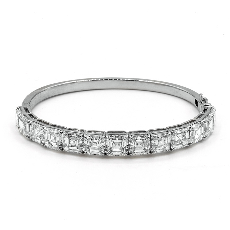 Korman Signature 18kt White Gold Asscher Cut Diamond Bracelet